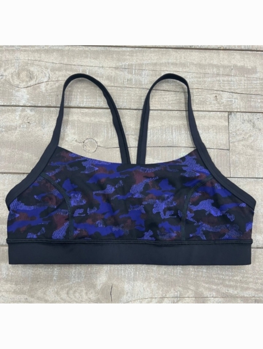Lululemon Rise & Shine Sports Bra Mini Hounds Camo Emperor NWOT